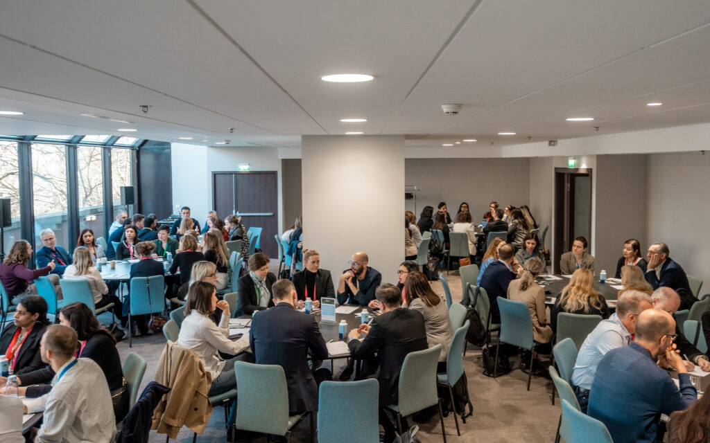 Interactive Roundtables.